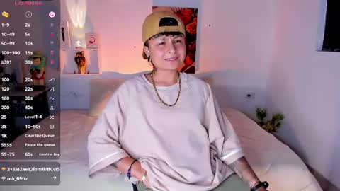 Snapshot of zuryramirez_ chatting on July 4, 2026, 11:22 pm Zury Ramirez online show from July 4, 2026, 11:22 pm