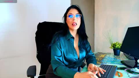 Zuzana21 online show from November 25, 2025, 12:49 pm
