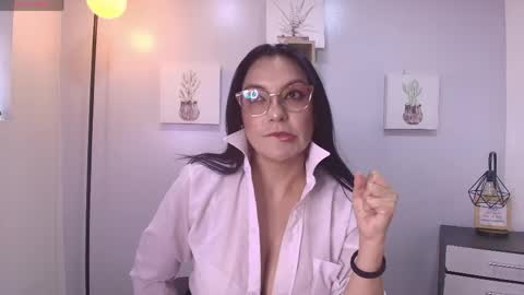 Zuzana21 online show from April 20, 2026, 1:03 pm