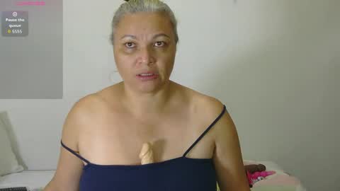 Snapshot of zyra_vex chatting on June 8, 2026, 1:28 am Zyra Vex online show from June 8, 2026, 1:28 am