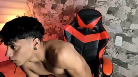 zyzz_1812 online show from June 25, 2026, 1:27 am