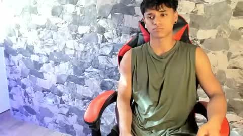 zyzz_1812 online show from July 18, 2026, 8:34 pm