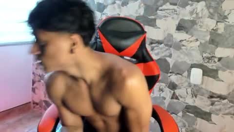 zyzz_1812 online show from July 31, 2026, 7:13 pm