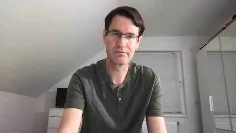 zzz123_cam online show from September 29, 2025, 8:13 pm