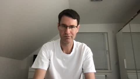 zzz123_cam online show from November 14, 2025, 5:00 pm