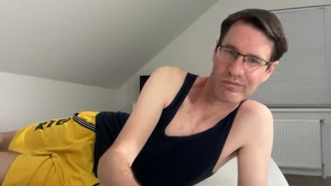 Snapshot of zzz123_cam chatting on July 24, 2026, 2:48 pm zzz123_cam online show from July 24, 2026, 2:48 pm