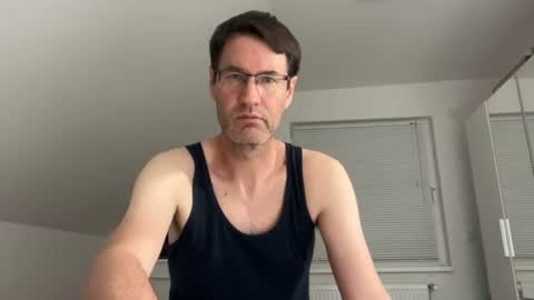 Snapshot of zzz123_cam chatting on July 26, 2026, 2:46 pm zzz123_cam online show from July 26, 2026, 2:46 pm
