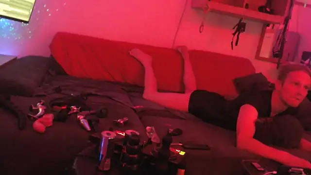 davidgntxxxxx online show from October 31, 2025, 5:58 pm