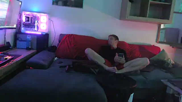 davidgntxxxxx online show from April 19, 2026, 10:36 am