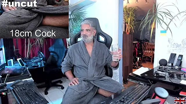 OnlineBossUK online show from March 17, 2025, 11:54 pm