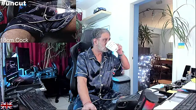 OnlineBossUK online show from October 9, 2025, 5:55 pm