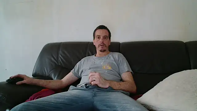 cloupefun online show from November 6, 2025, 8:15 am