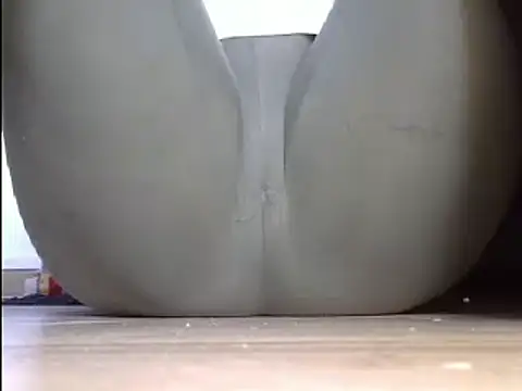 Squirtlady38 online show from February 24, 2025, 9:10 am