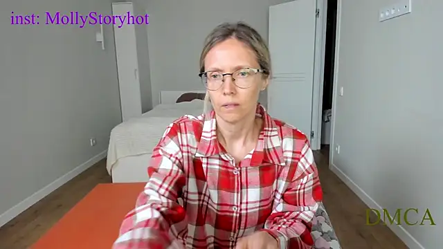 Snapshot of angelmommu chatting on May 20, 2026, 9:26 am angelmommu online show from May 20, 2026, 9:26 am