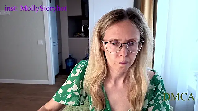 Snapshot of angelmommu chatting on May 25, 2026, 12:00 pm angelmommu online show from May 25, 2026, 12:00 pm