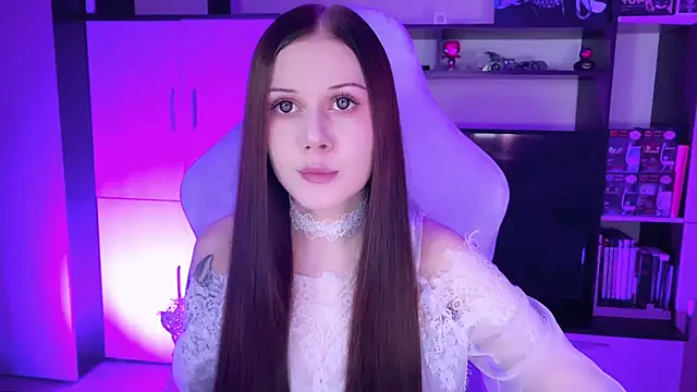 jasminevine online show from January 10, 2025, 2:02 pm