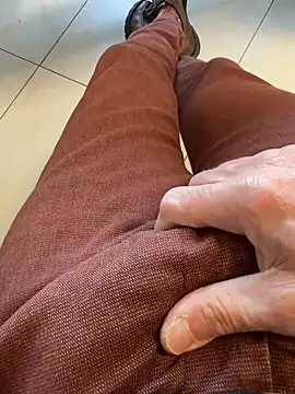 Snapshot of buodiculo chatting on March 4, 2025, 7:19 am buodiculo online show from March 4, 2025, 7:19 am