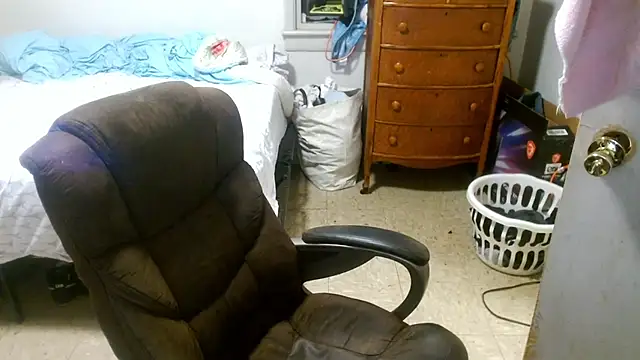 DADDY KANE8--- online show from April 22, 2026, 6:16 am