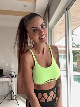 Helena Karel online show from September 10, 2025, 9:09 am