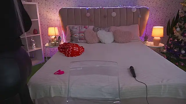 MissyMartinez online show from December 20, 2025, 8:10 am