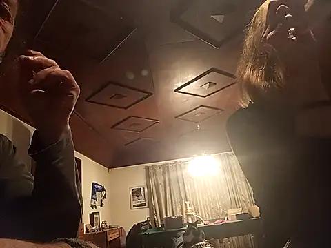 Snapshot of coolkasal chatting on April 10, 2026, 8:24 pm coolkasal online show from April 10, 2026, 8:24 pm