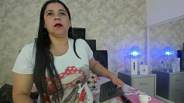 elizabeth coleman online show from October 29, 2025, 8:54 pm