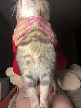 Snapshot of FionaLaNice chatting on October 23, 2025, 7:34 pm FionaLaNice online show from October 23, 2025, 7:34 pm