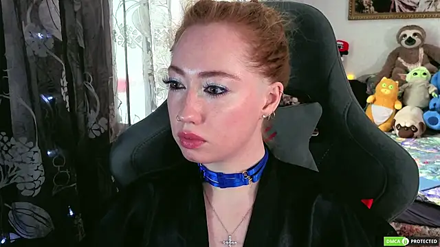 TinaBrook online show from April 22, 2026, 4:59 am