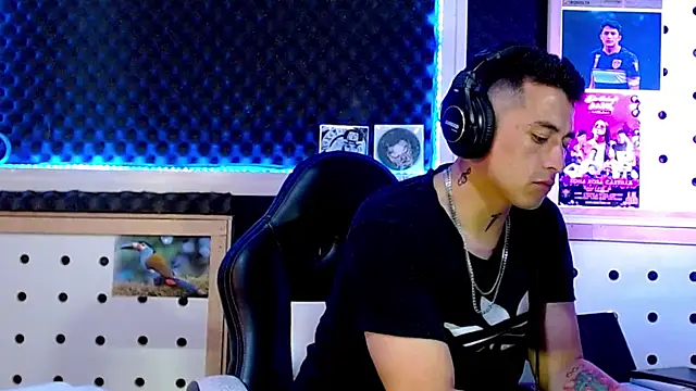 Darko0717 online show from February 11, 2025, 1:52 am