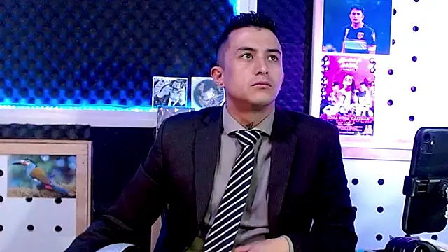 Darko0717 online show from February 14, 2025, 4:20 pm