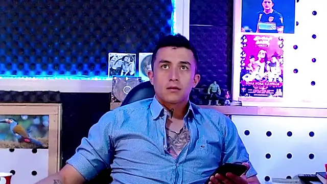 Darko0717 online show from February 18, 2025, 5:42 pm