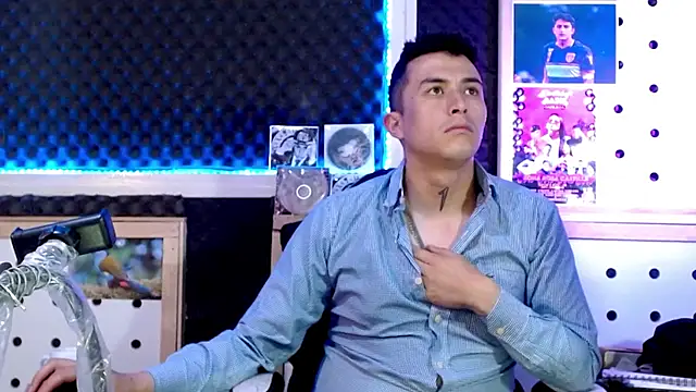 Darko0717 online show from February 21, 2025, 8:27 pm