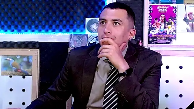 Darko0717 online show from March 11, 2025, 9:15 pm