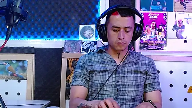 Darko0717 online show from March 23, 2025, 12:47 am