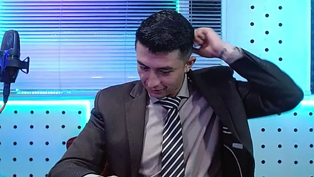 Darko0717 online show from April 18, 2026, 1:04 pm