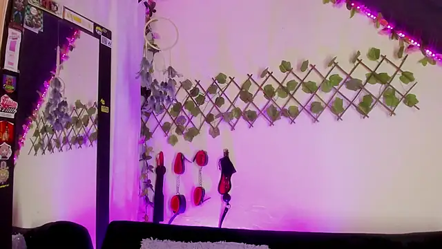 Cata green online show from December 9, 2024, 10:20 pm