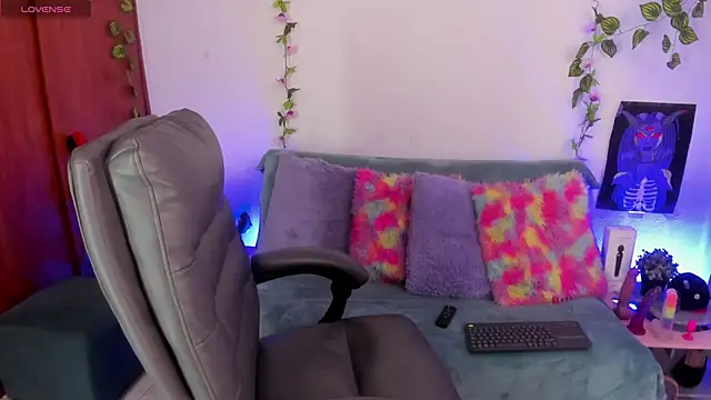 Cata green online show from September 30, 2025, 8:14 pm