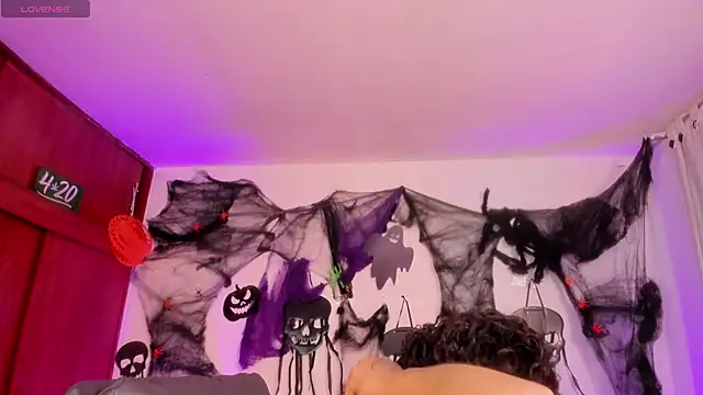 Cata green online show from October 17, 2025, 8:33 pm