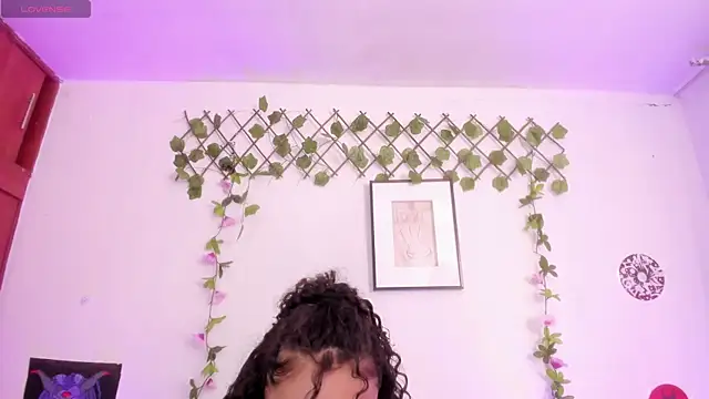 Cata green online show from November 28, 2025, 8:00 pm