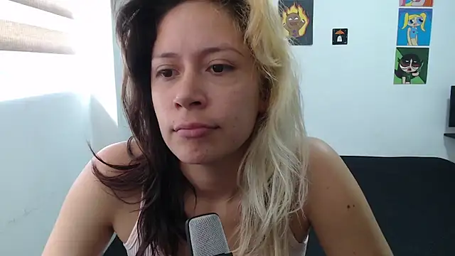 MommyMiaWs online show from October 14, 2025, 1:01 pm