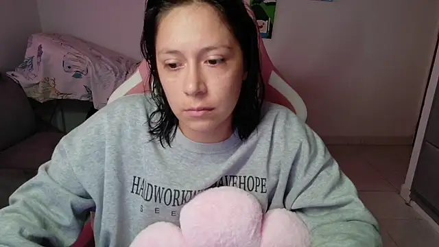 Snapshot of MommyMiaWs chatting on June 30, 2026, 7:48 pm MommyMiaWs online show from June 30, 2026, 7:48 pm