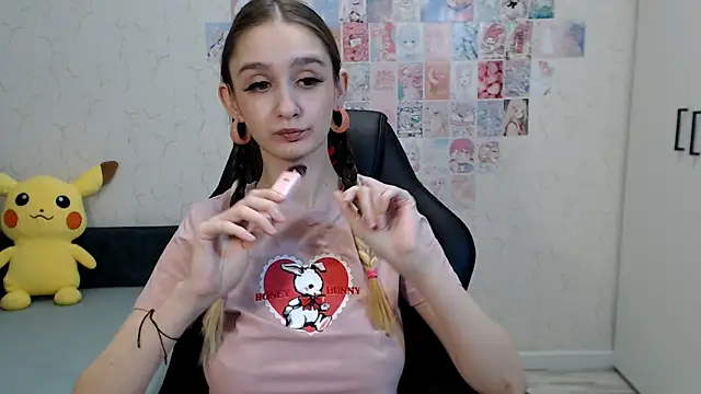 Jackie Morgan online show from March 16, 2025, 12:23 am