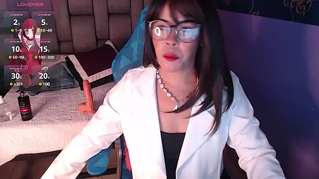 Abril Beltran  online show from March 21, 2025, 9:56 pm