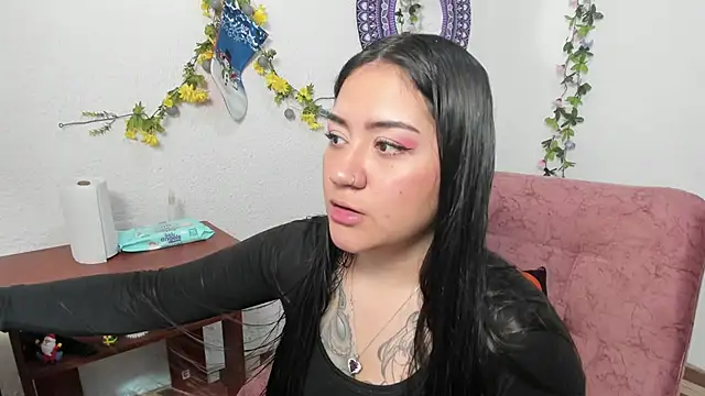 Hanna moore1 online show from December 14, 2024, 6:41 pm