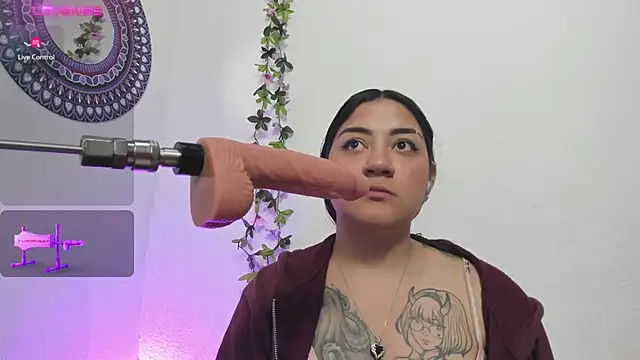 Hanna moore1 online show from February 3, 2025, 10:00 pm