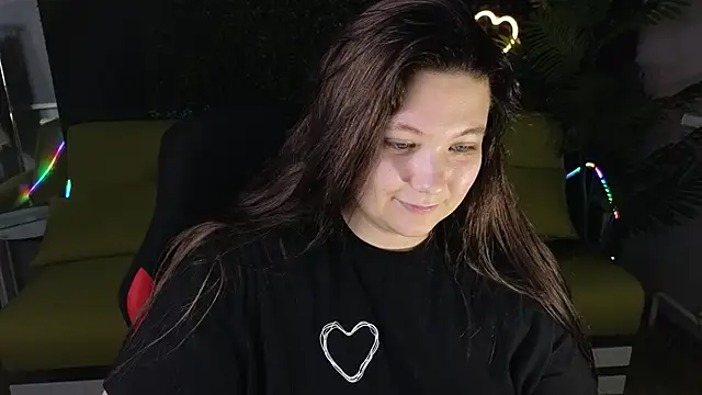 DjennaPalme online show from December 30, 2024, 11:26 am