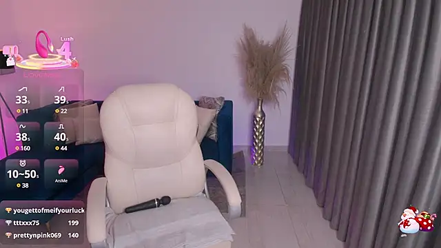 emilly smith 1 online show from March 21, 2025, 6:16 am