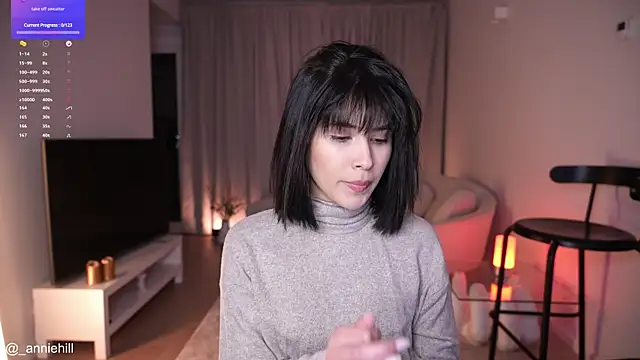 Snapshot of anniehillofficial chatting on February 19, 2025, 9:03 pm anniehillofficial online show from February 19, 2025, 9:03 pm