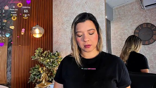 Gaia Stone online show from January 19, 2025, 12:39 pm