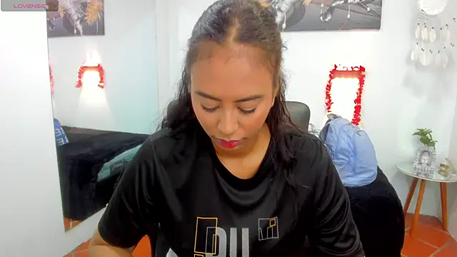 tracycum online show from February 25, 2025, 7:36 pm